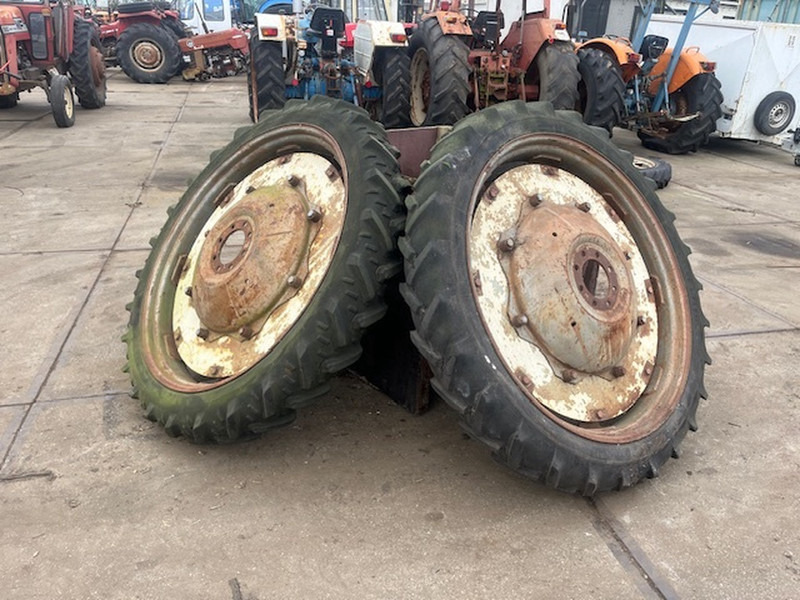 Michelin en kleber 8.3 R44 - Jante: photos 1 Michelin en kleber 8.3 R44 - Jante: photos 1