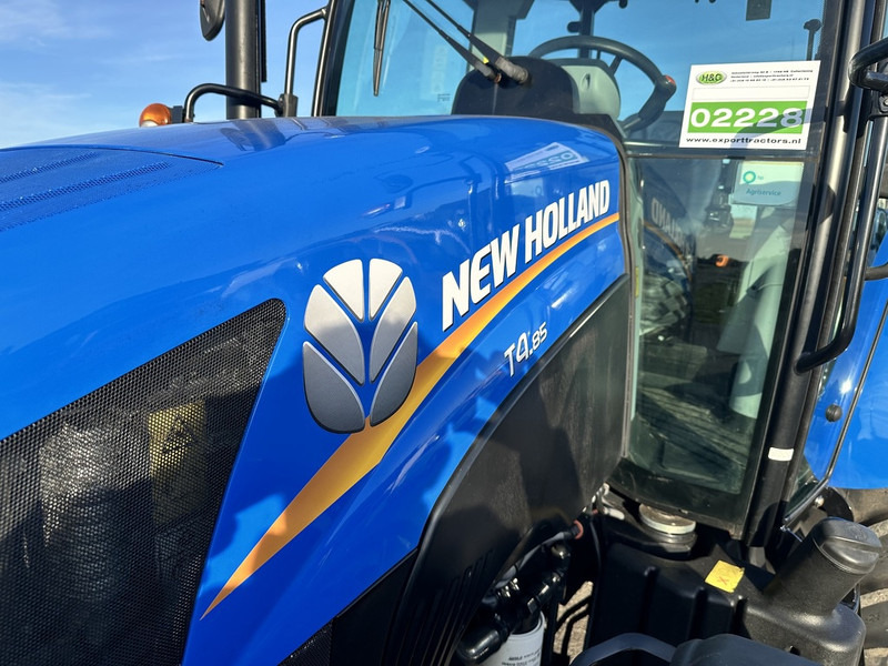 New Holland T4.85 - Tracteur agricole: photos 2 New Holland T4.85 - Tracteur agricole: photos 2