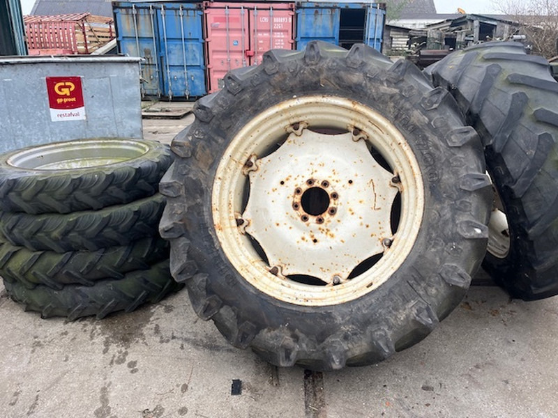 Pirelli 480\70 R38 TM 700 - Pneu: photos 5 Pirelli 480\70 R38 TM 700 - Pneu: photos 5