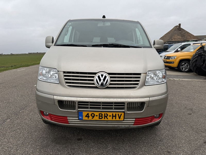 Volkswagen Transporter 2.5 TDI - Fourgon utilitaire: photos 2 Volkswagen Transporter 2.5 TDI - Fourgon utilitaire: photos 2