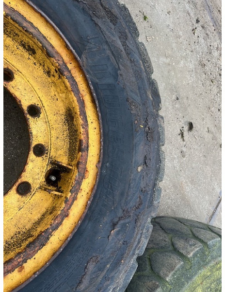 Volvo 17.5R25 - Jante: photos 4 Volvo 17.5R25 - Jante: photos 4