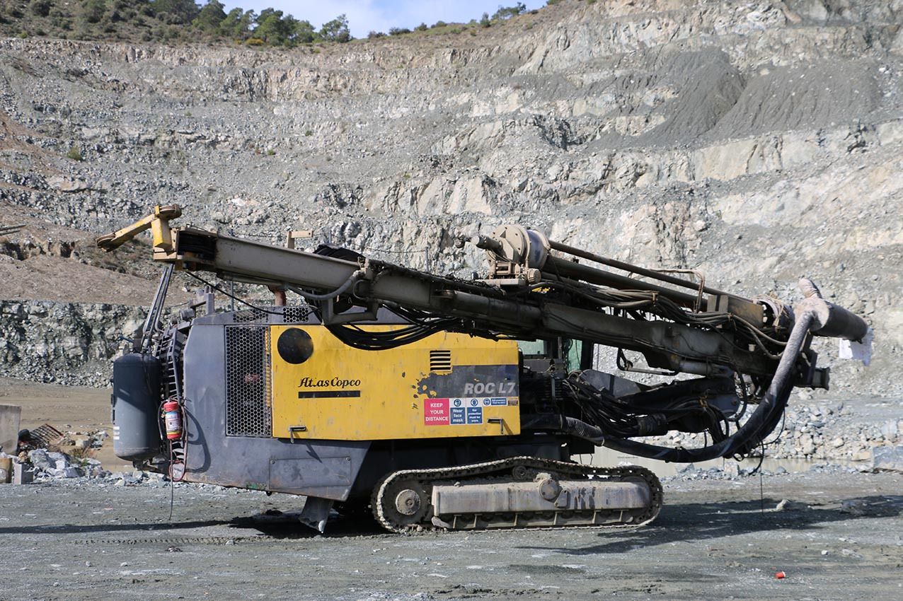 Atlas Copco ROC L7 (40)CR - Foreuse: photos 1 Atlas Copco ROC L7 (40)CR - Foreuse: photos 1