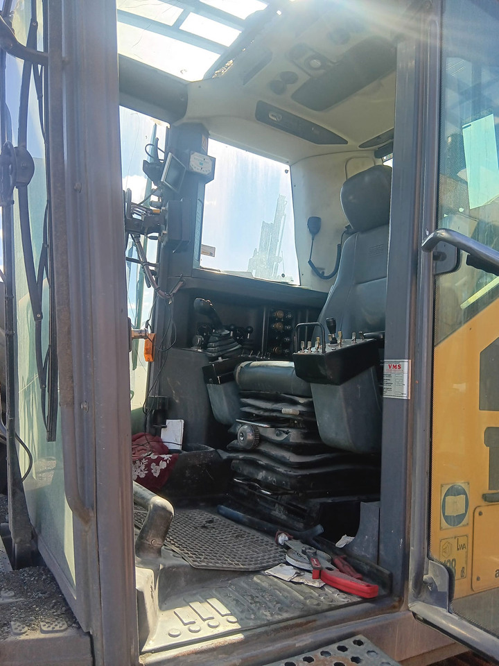 Atlas Copco ROC L7 (40)CR - Foreuse: photos 5 Atlas Copco ROC L7 (40)CR - Foreuse: photos 5