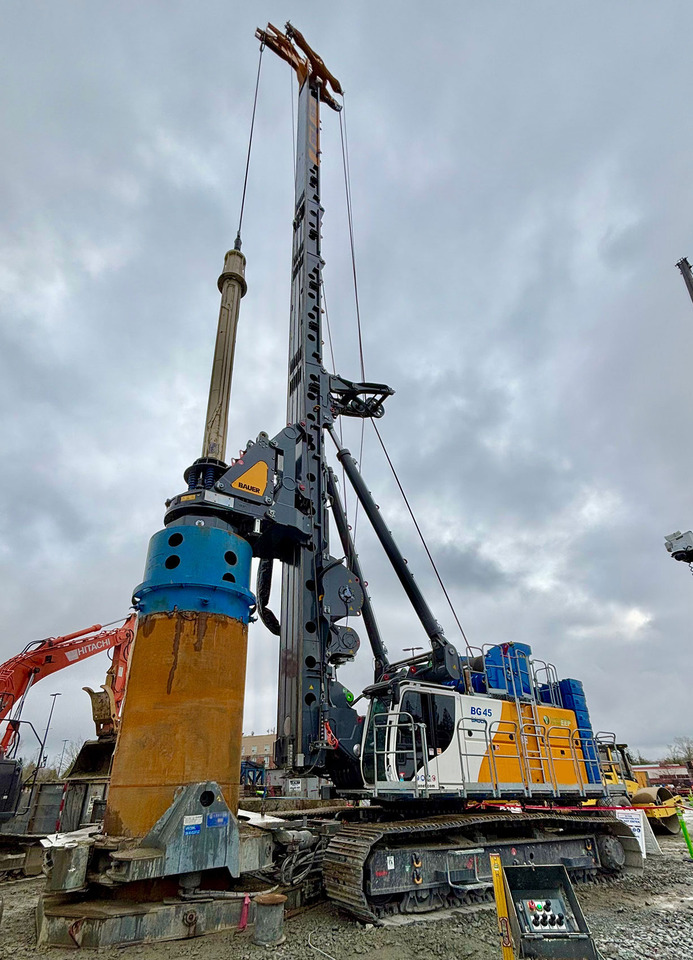 Bauer BG45 - Mât de battage: photos 5 Bauer BG45 - Mât de battage: photos 5