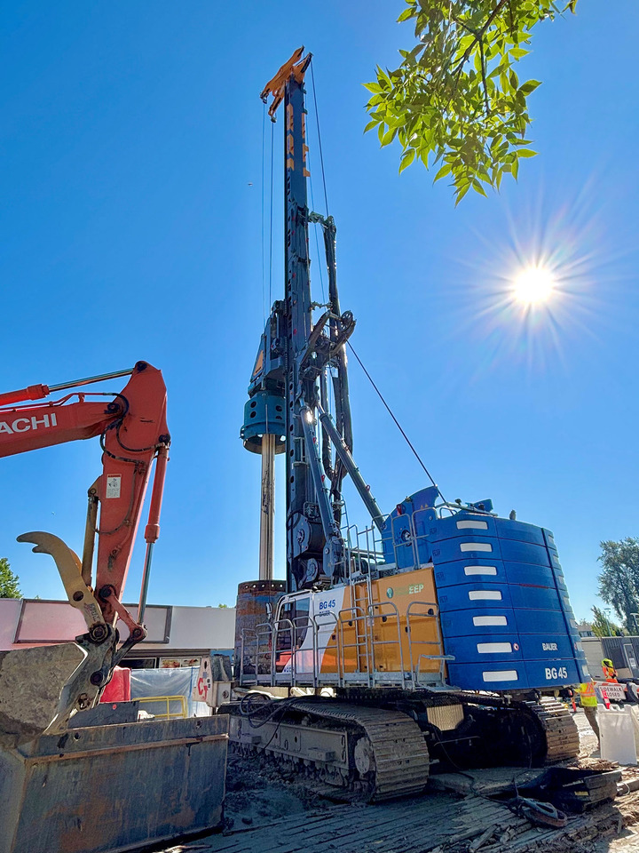 Bauer BG45 - Mât de battage: photos 4 Bauer BG45 - Mât de battage: photos 4