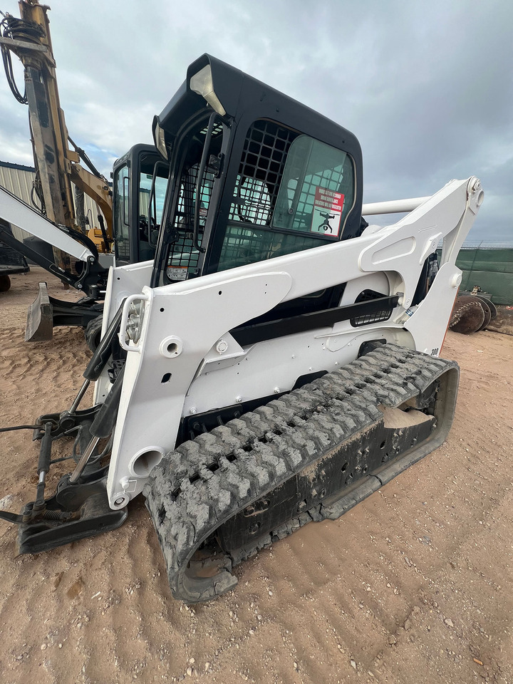 Bobcat T870 - Mini chargeuse: photos 3 Bobcat T870 - Mini chargeuse: photos 3