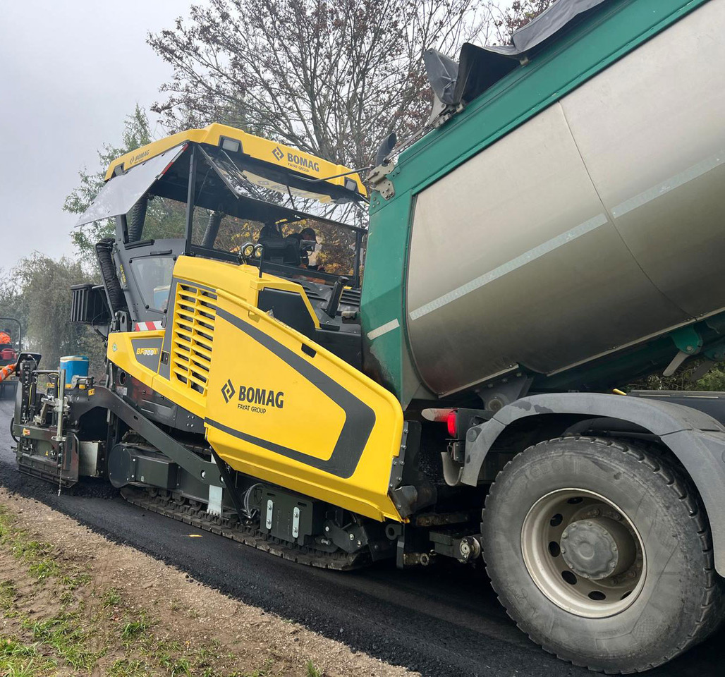 Bomag BF 700 C-3 - Finisseur: photos 4 Bomag BF 700 C-3 - Finisseur: photos 4