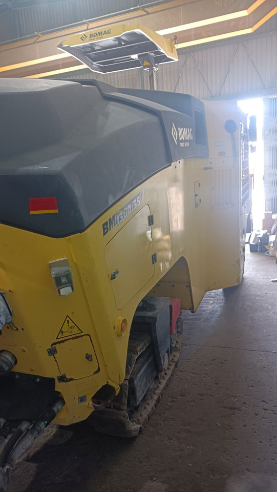 Bomag BM 1300/35 - Fraiseuse à froid: photos 3 Bomag BM 1300/35 - Fraiseuse à froid: photos 3