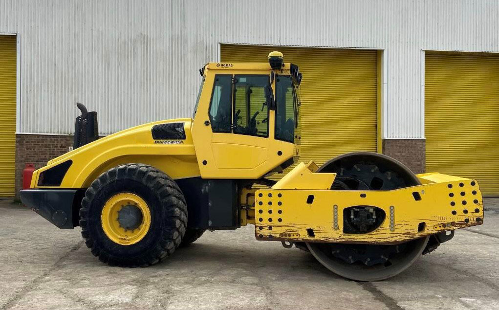 Bomag BW 226 DH-41 BVC - Compacteur à pieds de mouton/ Monocylindre: photos 3 Bomag BW 226 DH-41 BVC - Compacteur à pieds de mouton/ Monocylindre: photos 3
