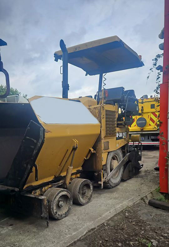 Caterpillar AP300D - Finisseur: photos 1 Caterpillar AP300D - Finisseur: photos 1