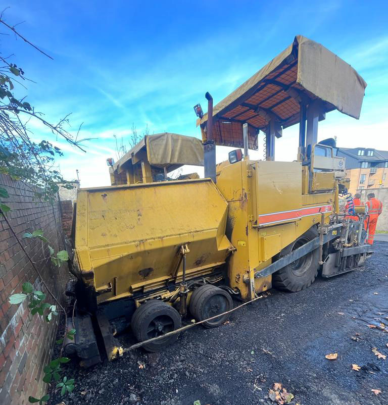 Caterpillar AP600 - Finisseur: photos 1 Caterpillar AP600 - Finisseur: photos 1