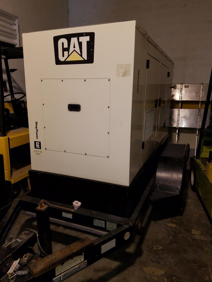 Caterpillar XQ45-6 - Groupe électrogène: photos 3 Caterpillar XQ45-6 - Groupe électrogène: photos 3