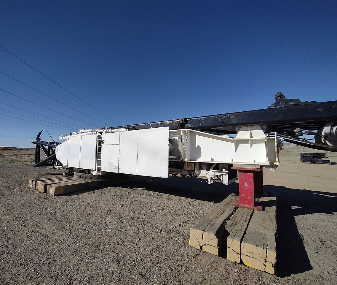 Demag CC2600 - Grue sur chenilles: photos 3 Demag CC2600 - Grue sur chenilles: photos 3