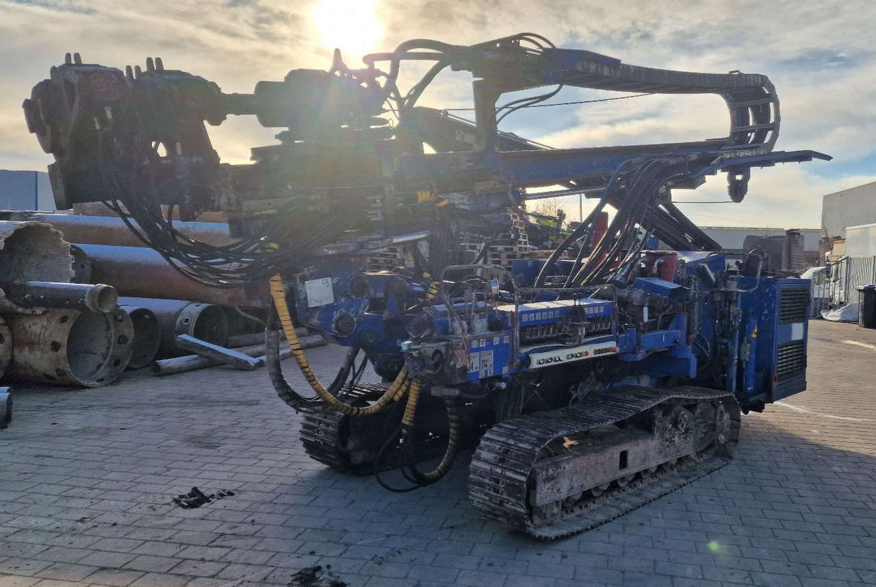 Hutte HBR 504 - Mât de battage: photos 5 Hutte HBR 504 - Mât de battage: photos 5