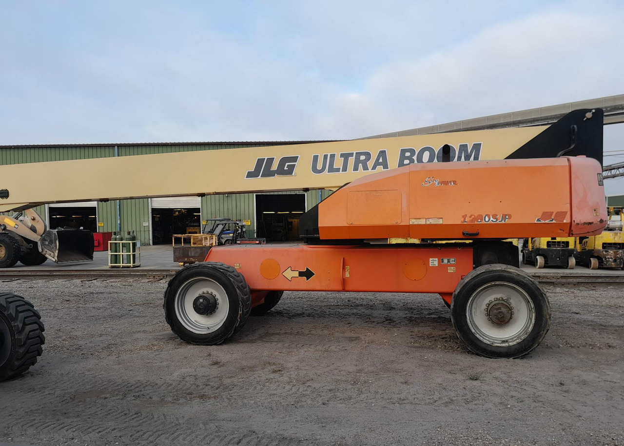 JLG 1200SJP - Chargeuse sur pneus télescopique: photos 3 JLG 1200SJP - Chargeuse sur pneus télescopique: photos 3