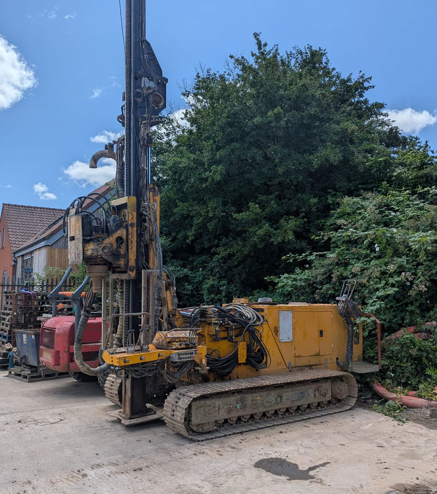 Klemm KR 709-2 - Mât de battage: photos 2 Klemm KR 709-2 - Mât de battage: photos 2