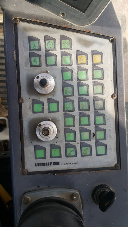 Liebherr LR1160 - Grue sur chenilles: photos 5 Liebherr LR1160 - Grue sur chenilles: photos 5