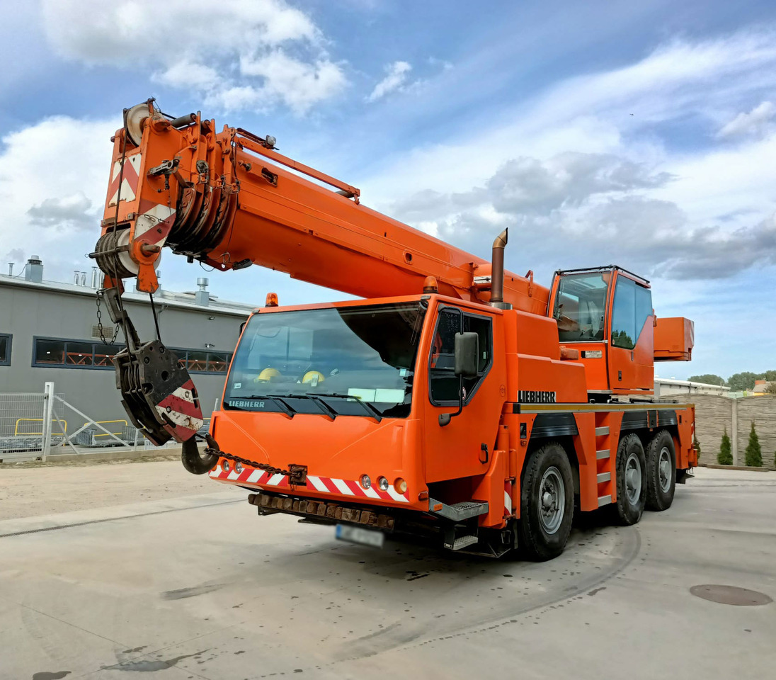 Liebherr LTM 1045-3.1 - Grue mobile: photos 2 Liebherr LTM 1045-3.1 - Grue mobile: photos 2