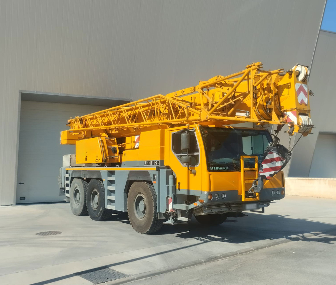 Liebherr LTM 1055-3.1 - Grue mobile: photos 2 Liebherr LTM 1055-3.1 - Grue mobile: photos 2