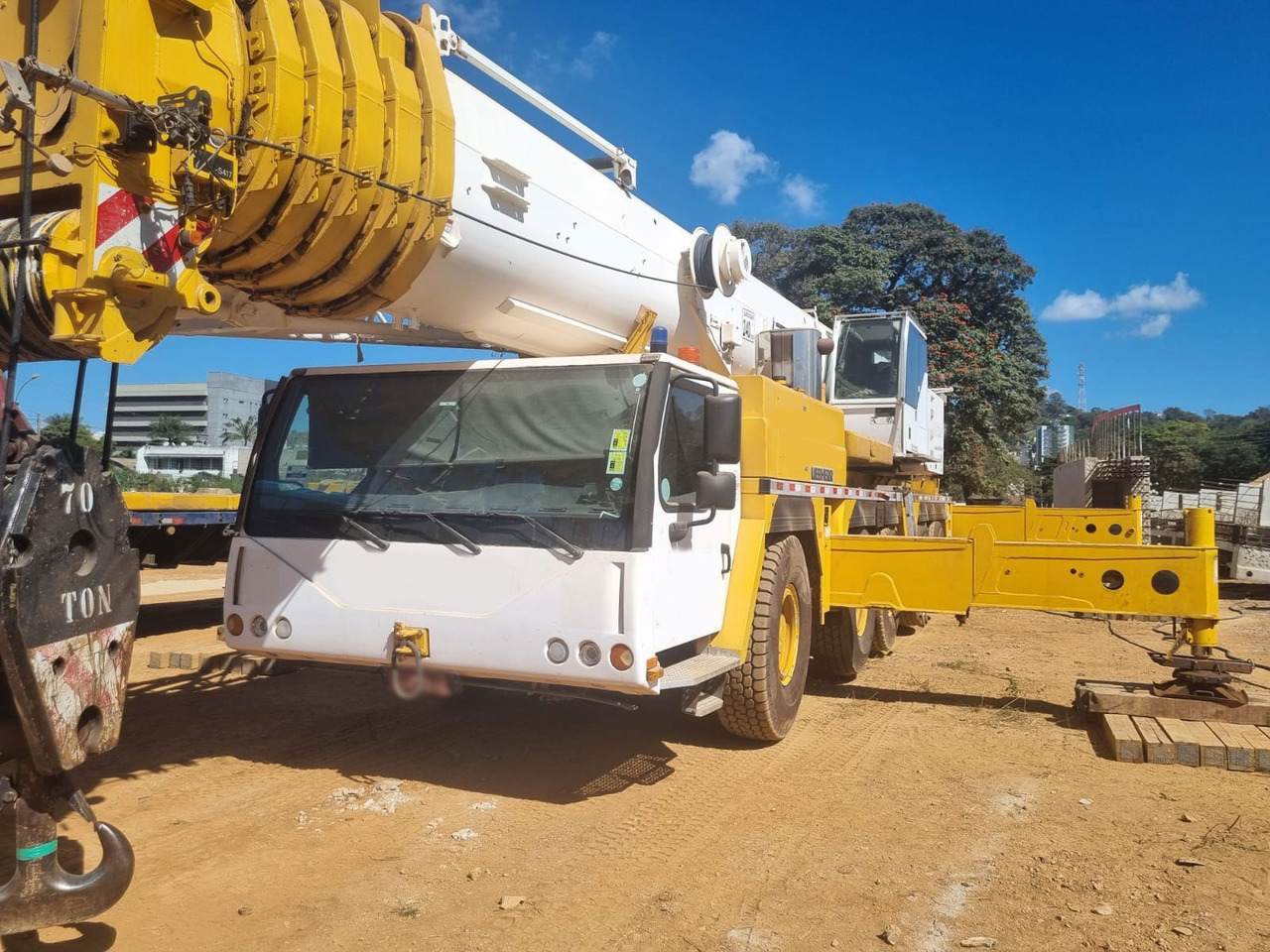Liebherr LTM 1220 - Grue mobile: photos 2 Liebherr LTM 1220 - Grue mobile: photos 2