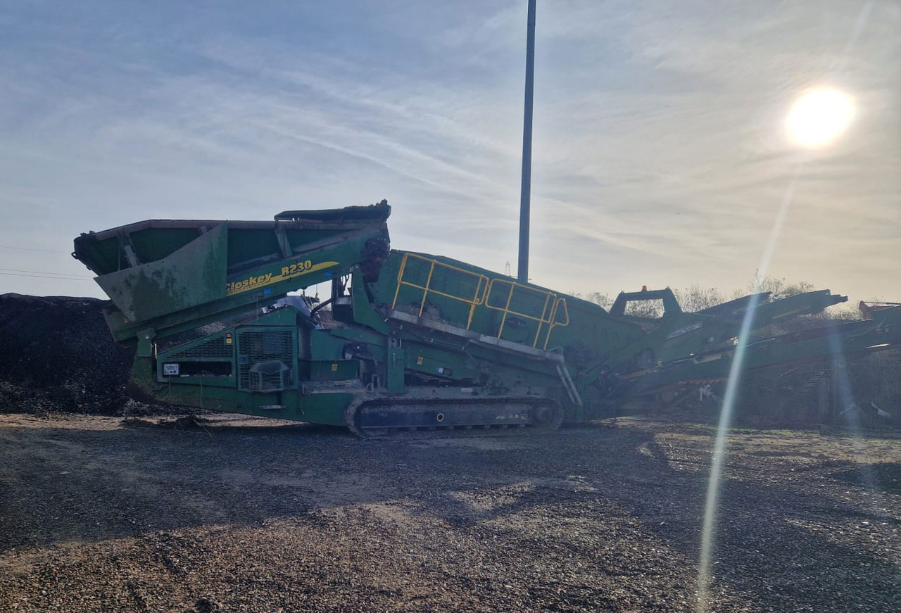 McCloskey R230 - Crible: photos 3 McCloskey R230 - Crible: photos 3