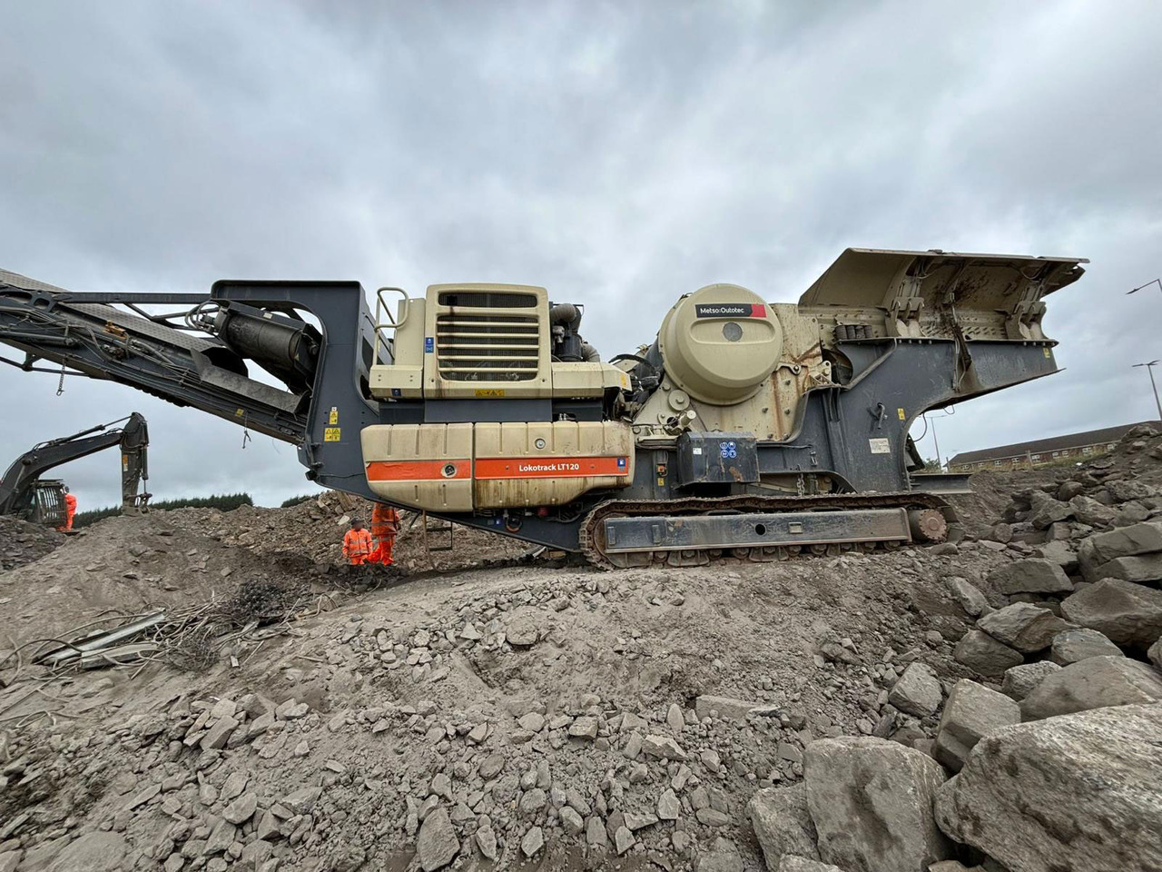 Metso LT120 - Concasseur à mâchoires: photos 1 Metso LT120 - Concasseur à mâchoires: photos 1