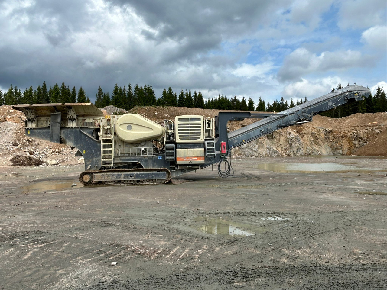 Metso LT120 - Concasseur à mâchoires: photos 1 Metso LT120 - Concasseur à mâchoires: photos 1