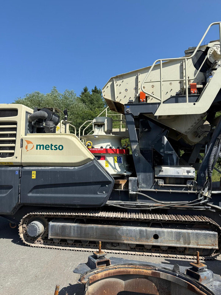 Metso LT220GP - Concasseur à cône: photos 3 Metso LT220GP - Concasseur à cône: photos 3