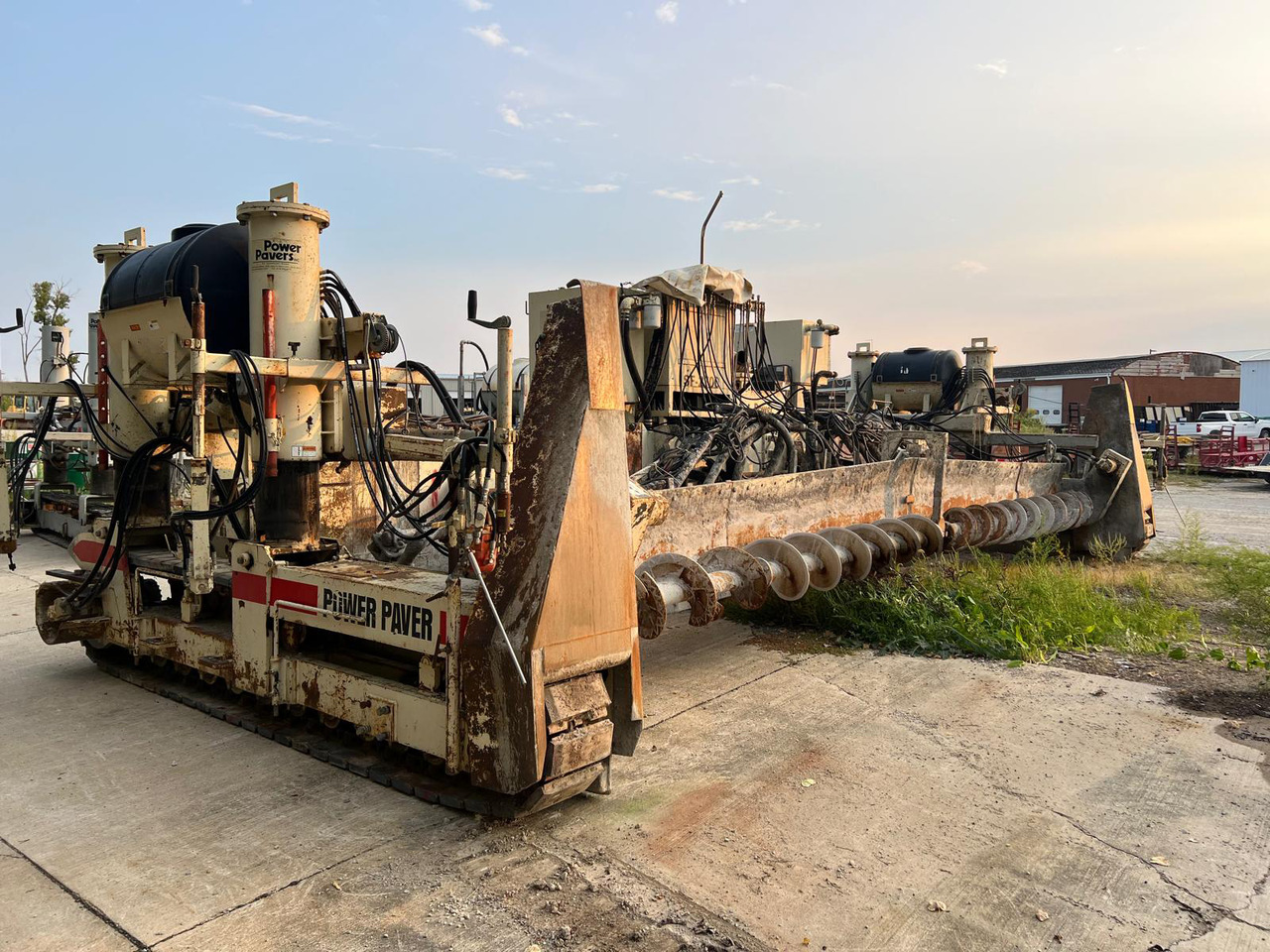 Power Pavers SF-2700 - Finisseur: photos 3 Power Pavers SF-2700 - Finisseur: photos 3