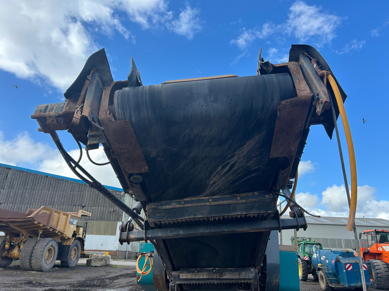 Concasseur à cône Powerscreen 1150 Maxtrak: photos 7 Concasseur à cône Powerscreen 1150 Maxtrak: photos 7