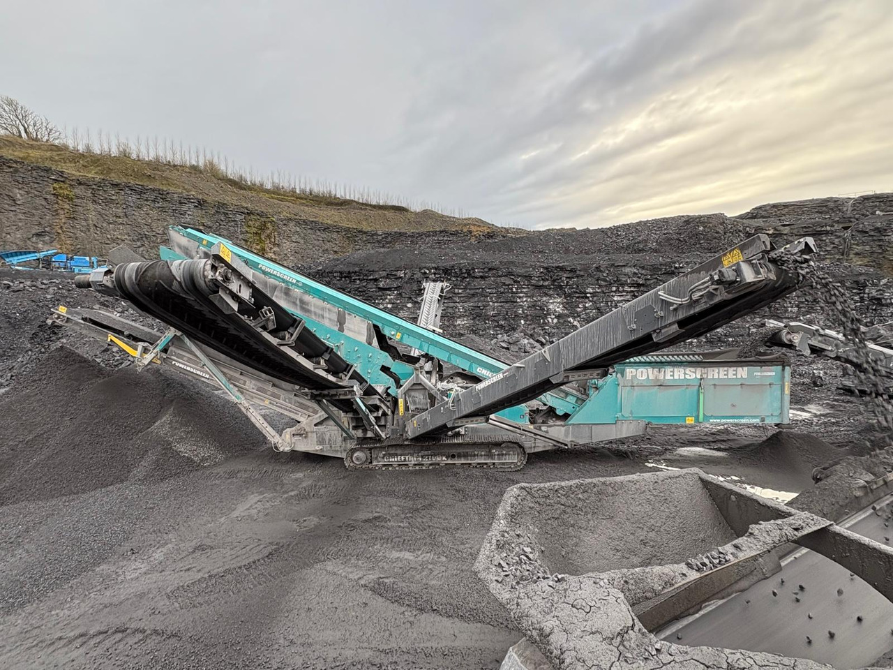 Powerscreen Chieftain 2100X 3D - Crible: photos 1 Powerscreen Chieftain 2100X 3D - Crible: photos 1