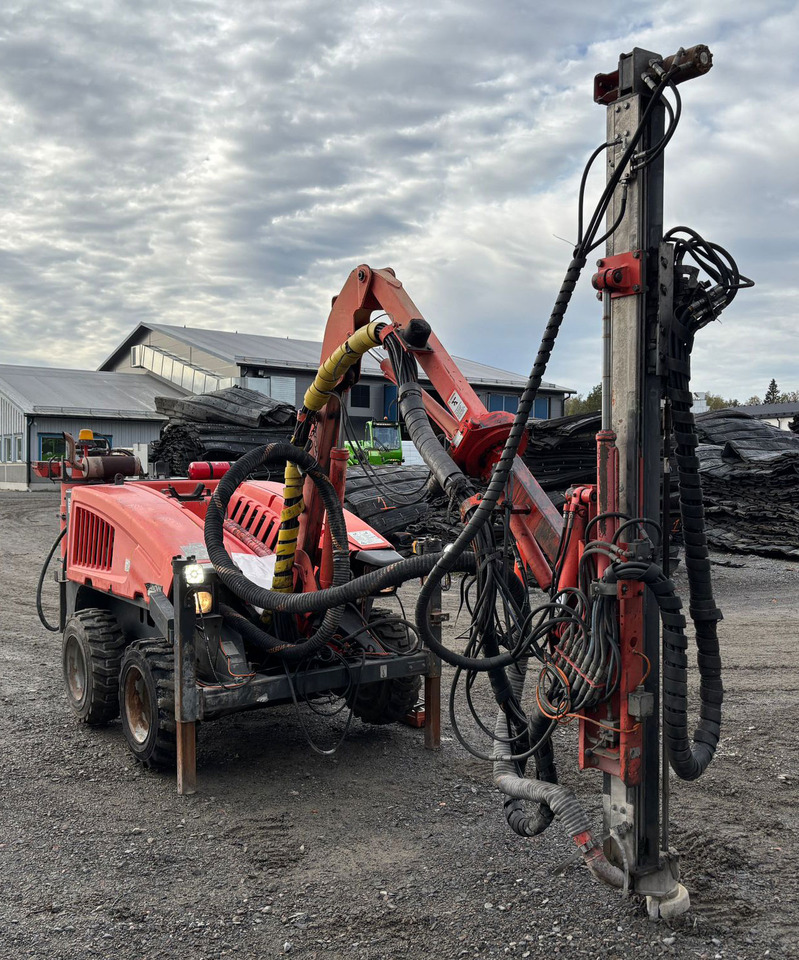 Sandvik Commando DC125R - Foreuse: photos 3 Sandvik Commando DC125R - Foreuse: photos 3