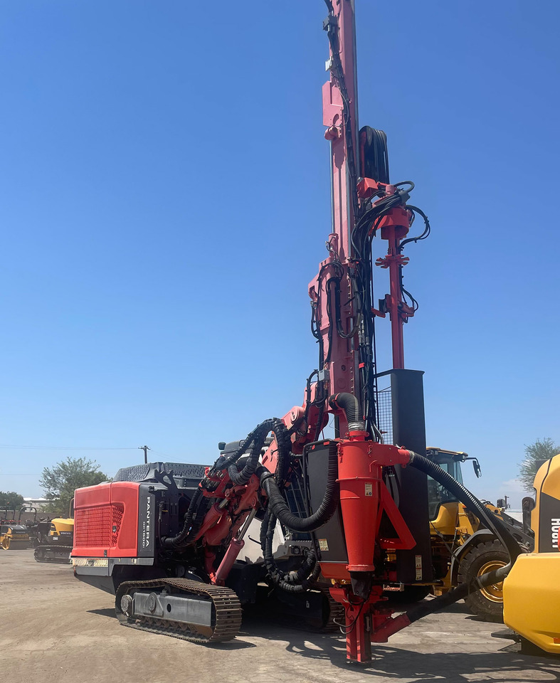 Sandvik DP1500i - Foreuse: photos 1 Sandvik DP1500i - Foreuse: photos 1