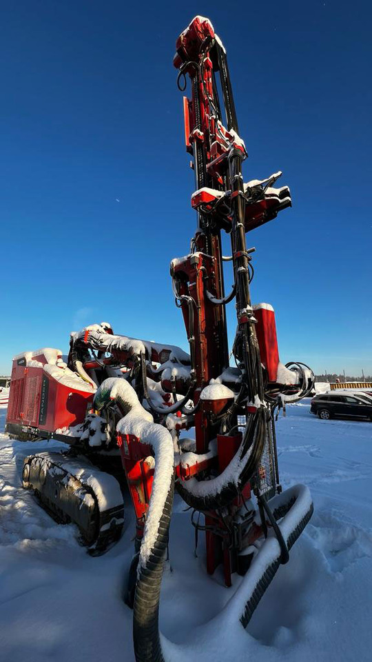 Sandvik DX800R - Foreuse: photos 4 Sandvik DX800R - Foreuse: photos 4