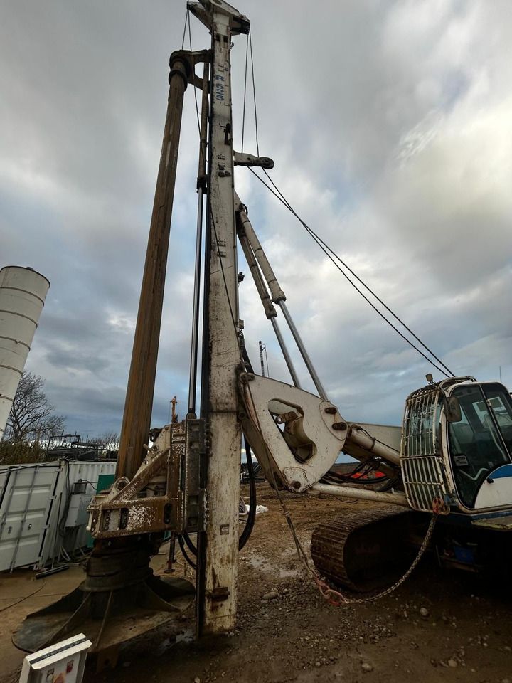 Soilmec R-625 - Mât de battage: photos 4 Soilmec R-625 - Mât de battage: photos 4