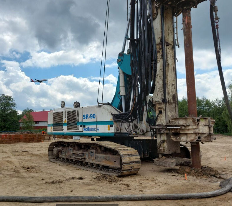 Soilmec SR-90 - Mât de battage: photos 3 Soilmec SR-90 - Mât de battage: photos 3