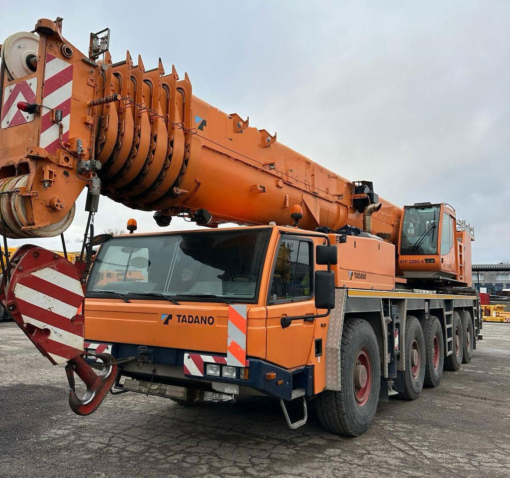 Tadano Faun ATF 220G-5 - Grue mobile: photos 1 Tadano Faun ATF 220G-5 - Grue mobile: photos 1