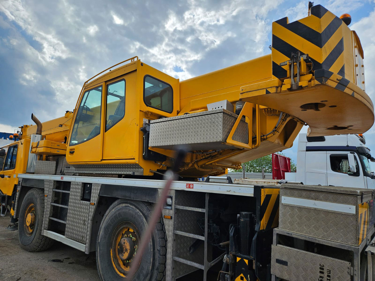 Tadano Faun ATF 40G-2 - Grue mobile: photos 1 Tadano Faun ATF 40G-2 - Grue mobile: photos 1