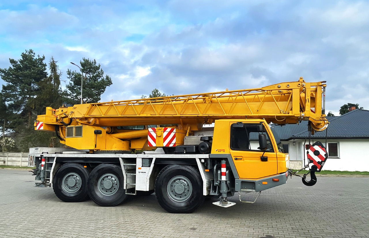 Tadano Faun ATF 45-3 - Grue mobile: photos 5 Tadano Faun ATF 45-3 - Grue mobile: photos 5