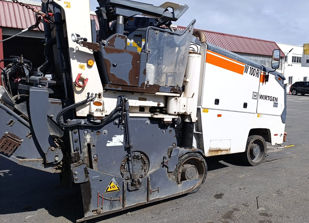 Wirtgen W 100 Ri - Fraiseuse à froid: photos 5 Wirtgen W 100 Ri - Fraiseuse à froid: photos 5