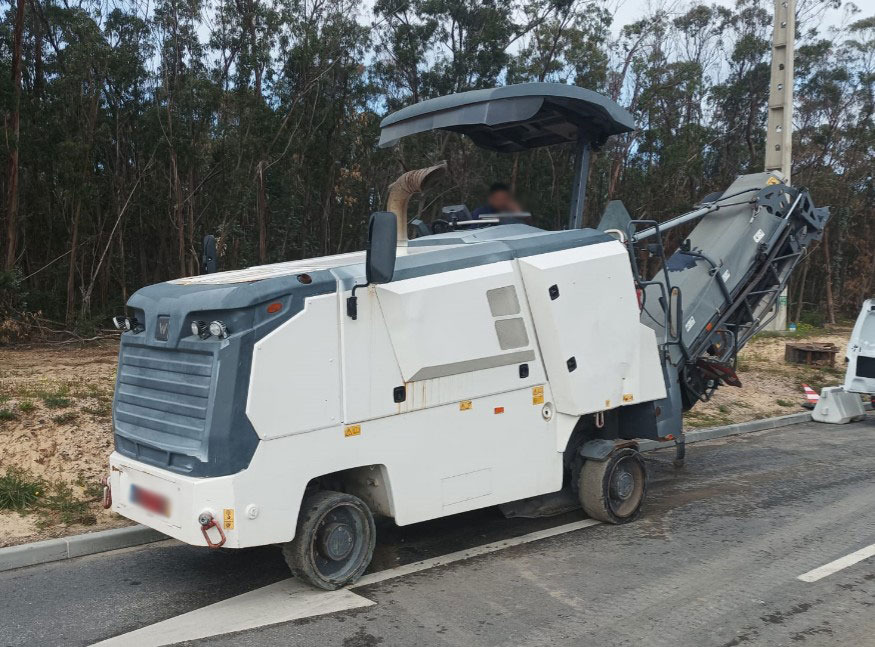 Wirtgen W 100 Ri - Fraiseuse à froid: photos 1 Wirtgen W 100 Ri - Fraiseuse à froid: photos 1