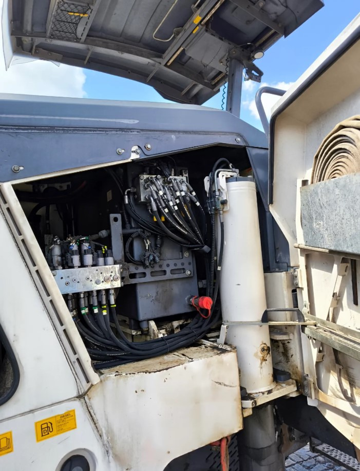 Wirtgen W 100 Ri - Fraiseuse à froid: photos 5 Wirtgen W 100 Ri - Fraiseuse à froid: photos 5