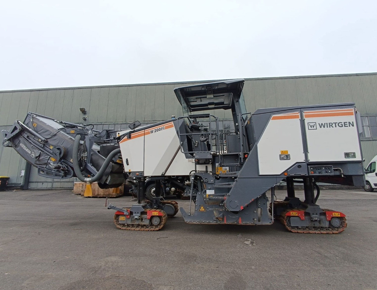 Wirtgen W 200 Fi - Fraiseuse à froid: photos 2 Wirtgen W 200 Fi - Fraiseuse à froid: photos 2