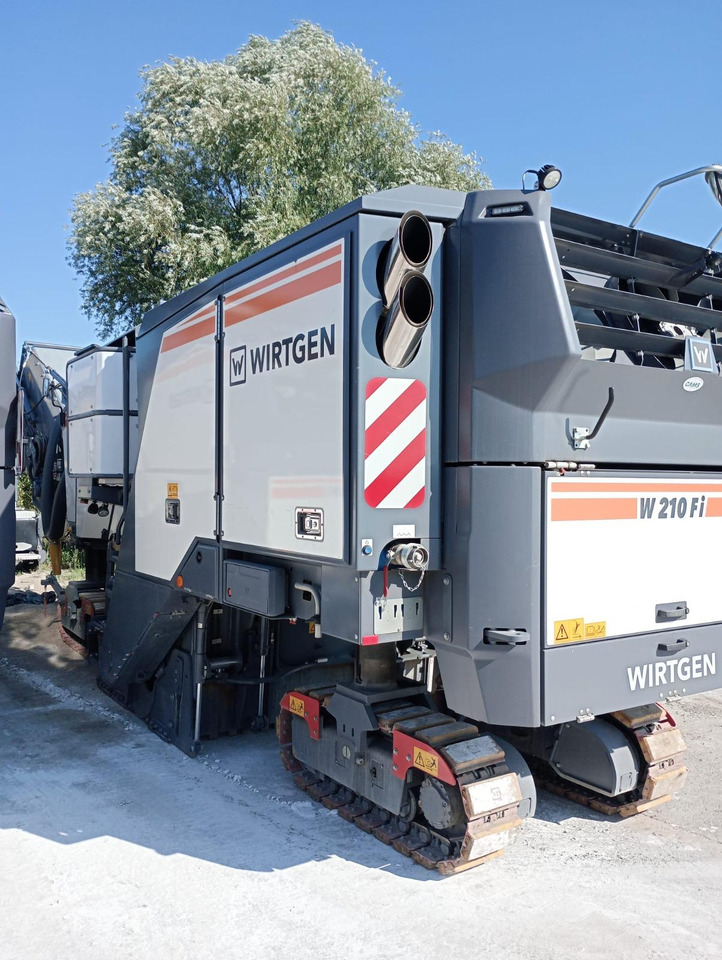 Wirtgen W 210 FI - Fraiseuse à froid: photos 3 Wirtgen W 210 FI - Fraiseuse à froid: photos 3