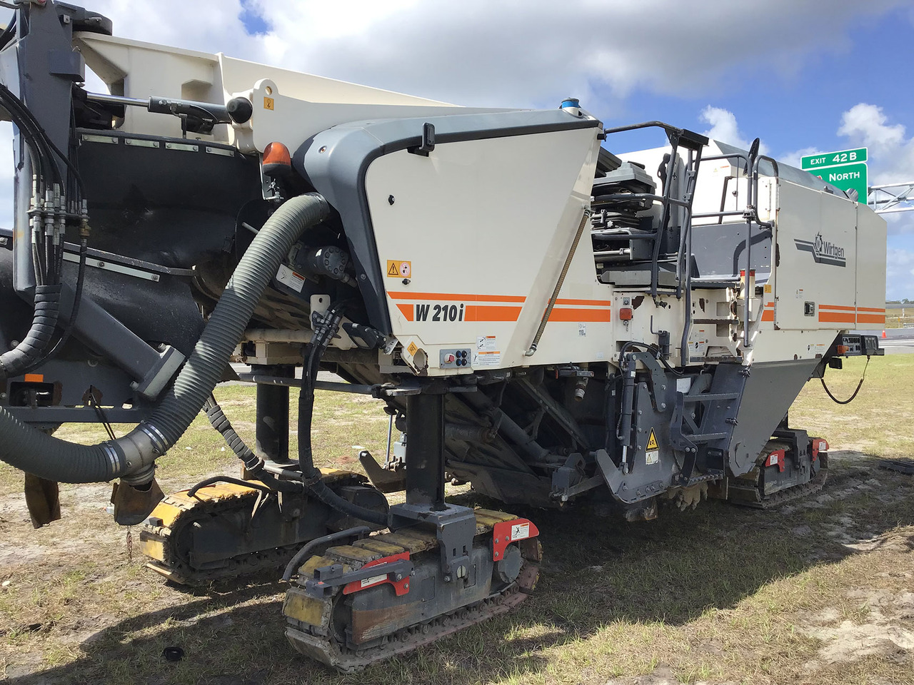 Wirtgen W 210 i - Fraiseuse à froid: photos 3 Wirtgen W 210 i - Fraiseuse à froid: photos 3