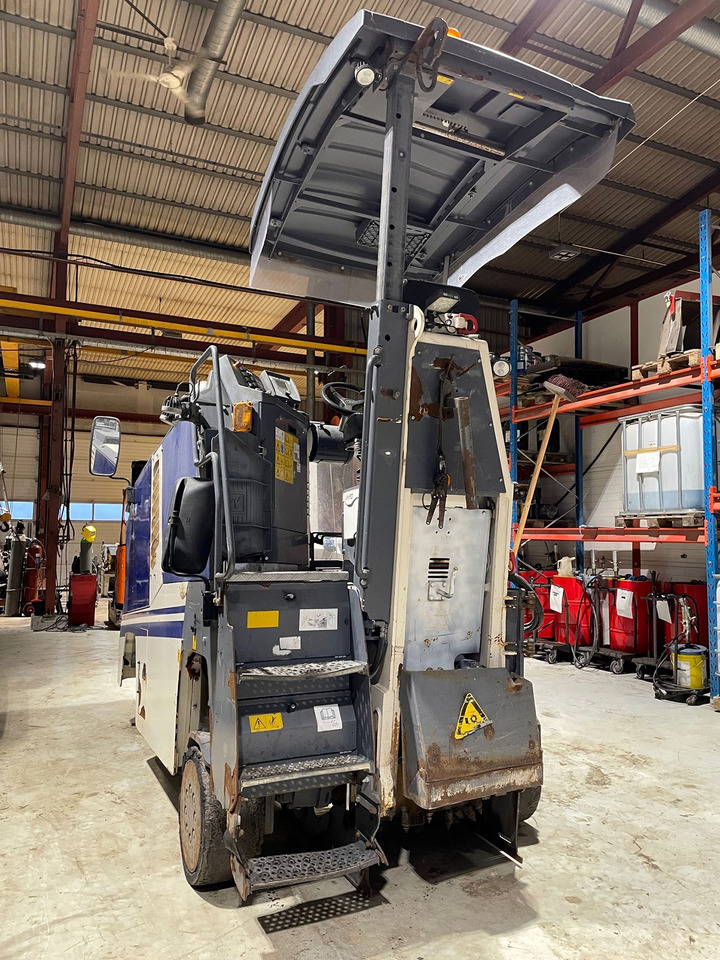 Wirtgen W 60 RI - Fraiseuse à froid: photos 4 Wirtgen W 60 RI - Fraiseuse à froid: photos 4