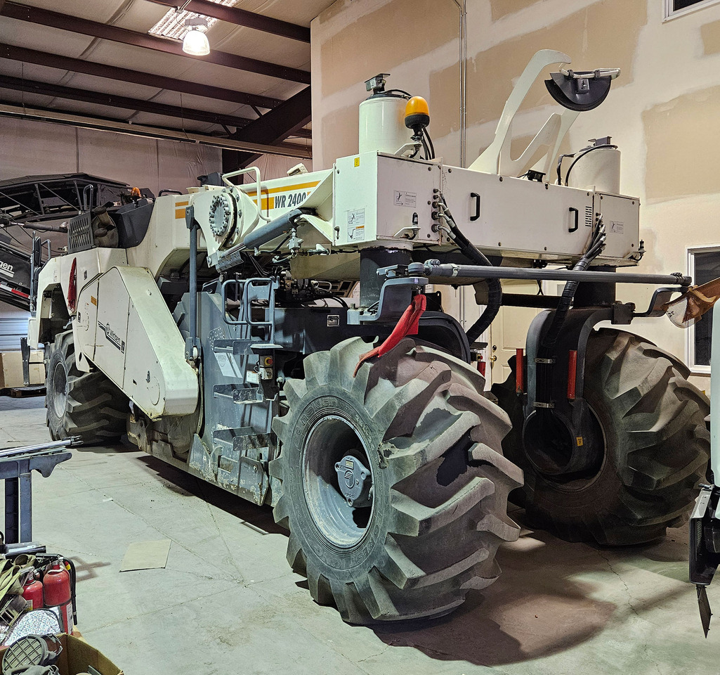 Wirtgen WR 2400 - Stabilisateur: photos 2 Wirtgen WR 2400 - Stabilisateur: photos 2