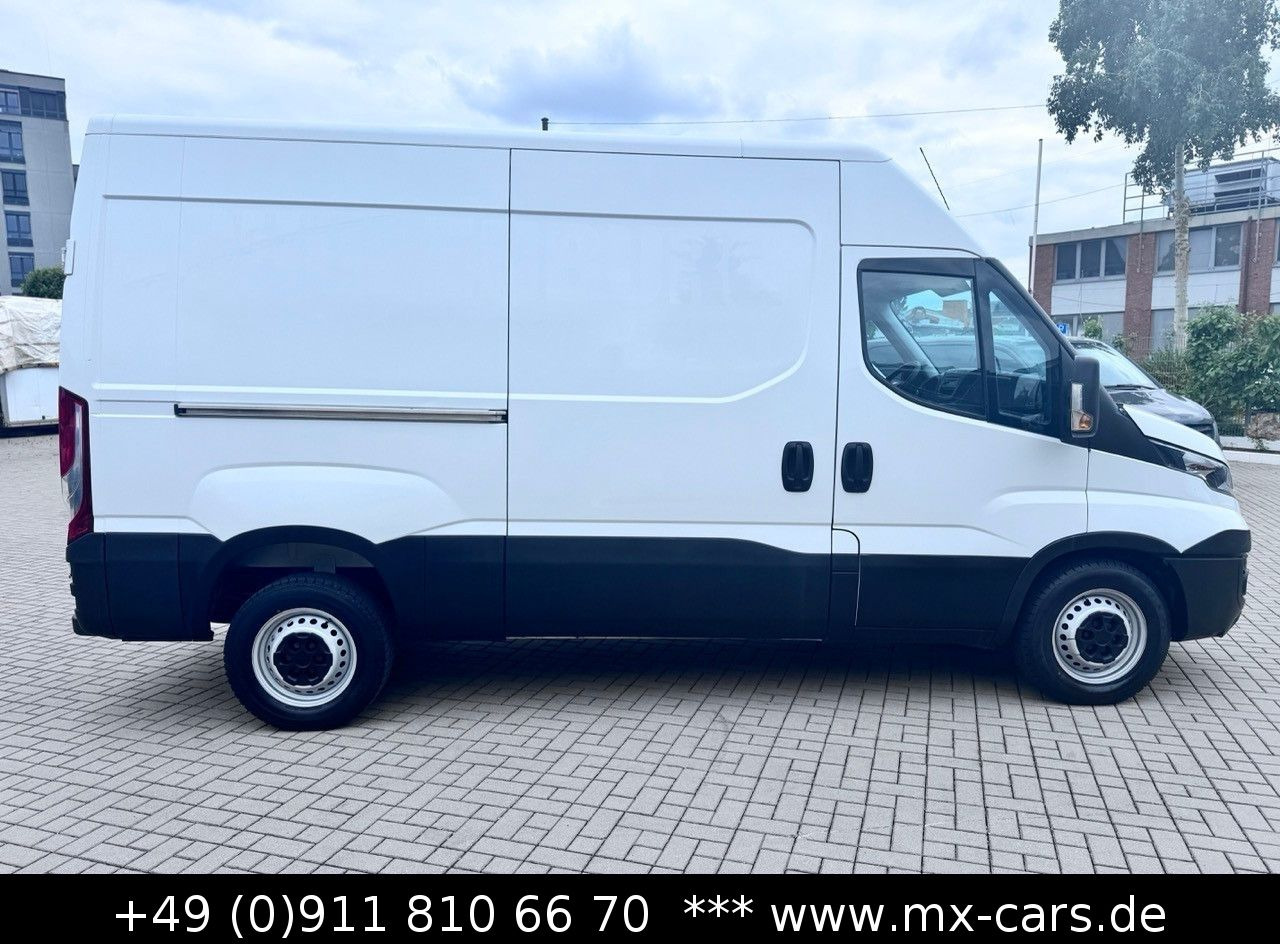 Iveco Daily 35S11 Kasten L2H2 - Fourgon utilitaire: photos 4 Iveco Daily 35S11 Kasten L2H2 - Fourgon utilitaire: photos 4