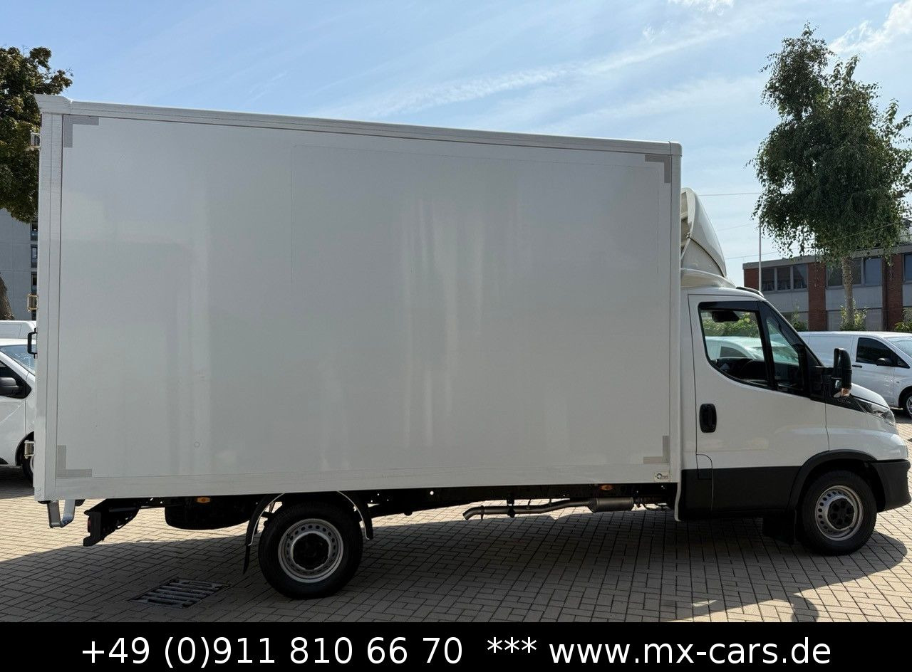 Iveco Daily 35s14 Möbel Maxi 4,33 l / 2,45 hoch 23 m³ - Fourgon: photos 4 Iveco Daily 35s14 Möbel Maxi 4,33 l / 2,45 hoch 23 m³ - Fourgon: photos 4