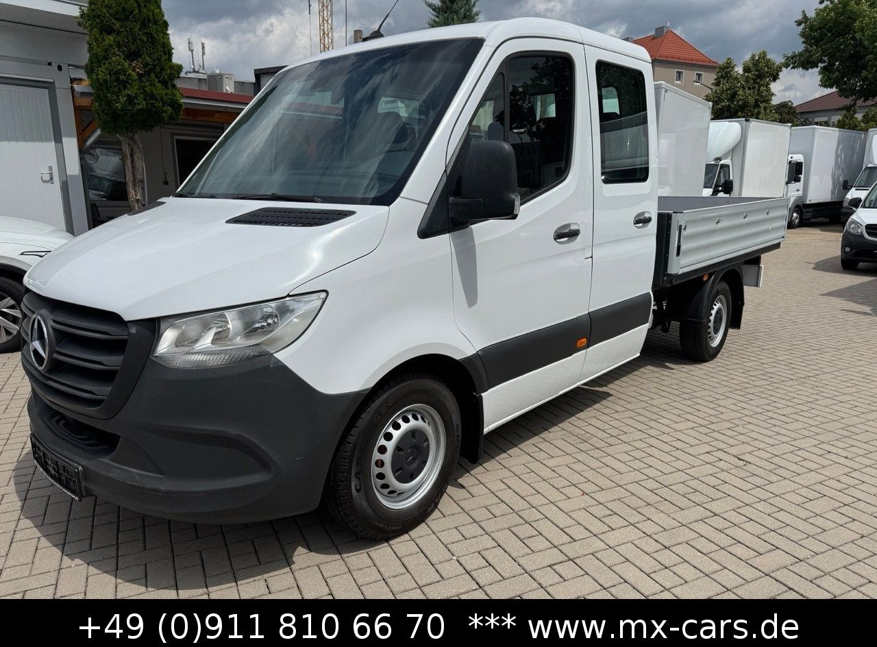 Mercedes-Benz Sprinter 211 CDi Doka Pritsche 6 Sitze No.311-50 - Fourgon plateau, Utilitaire double cabine: photos 1 Mercedes-Benz Sprinter 211 CDi Doka Pritsche 6 Sitze No.311-50 - Fourgon plateau, Utilitaire double cabine: photos 1